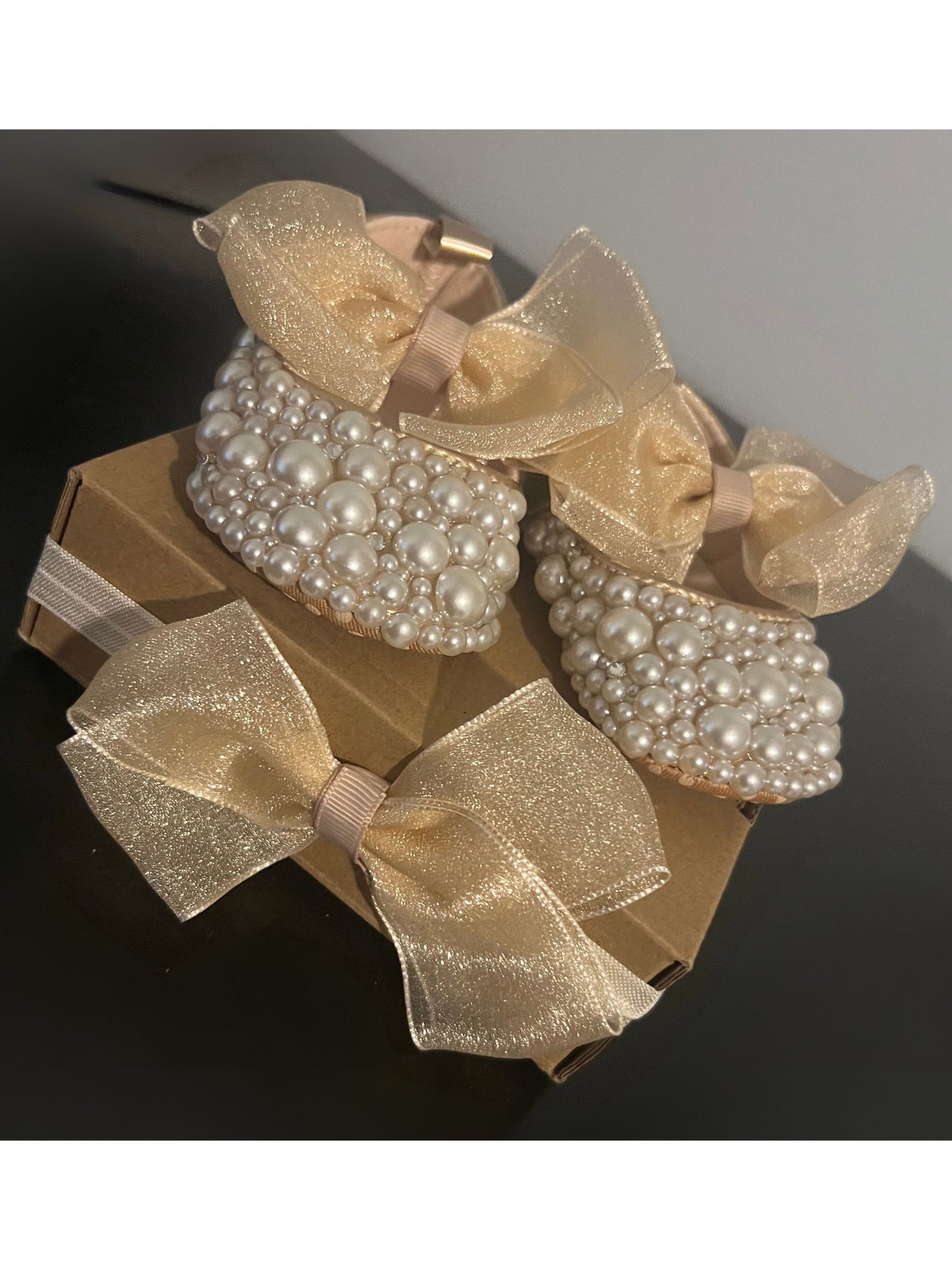 Faux Pearl Golden Baby Girl Shoes Set